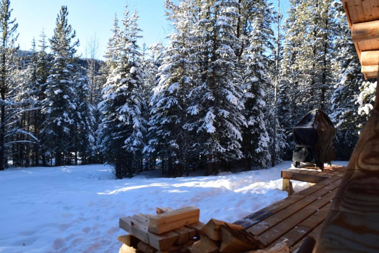 Rocky Mountain Escape Dome & Log Cabin Rentals - Rock Lake Rock Lake Lodge Provincial Park Exterior photo