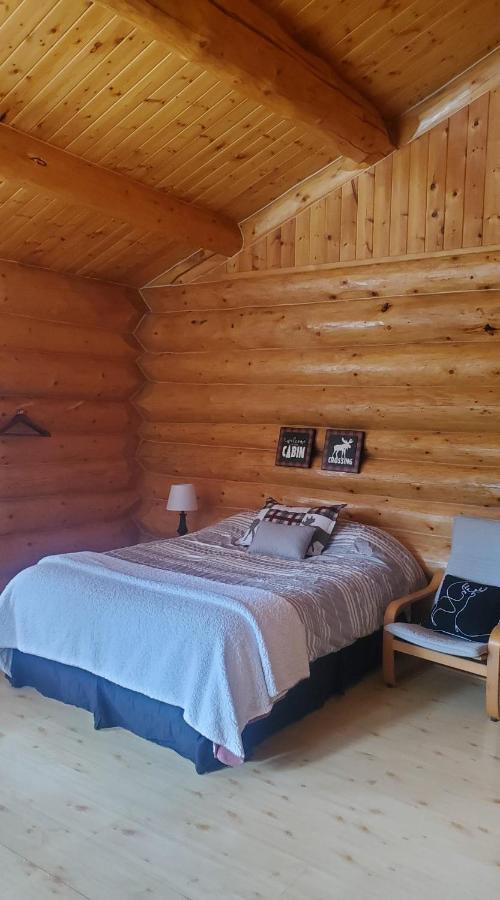Rocky Mountain Escape Dome & Log Cabin Rentals - Rock Lake Rock Lake Lodge Provincial Park Exterior photo